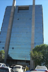 Edifício da Prefeitura de Piracicaba-SP. Impermeabilização de laje de cobertura , área aproximada 500m2.