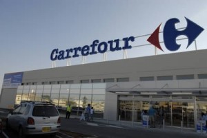 Carrefour. São Paulo-SP. Impermeabilização de telhados filiais Guarulhos e Itaquera , área aproximada 400m2.